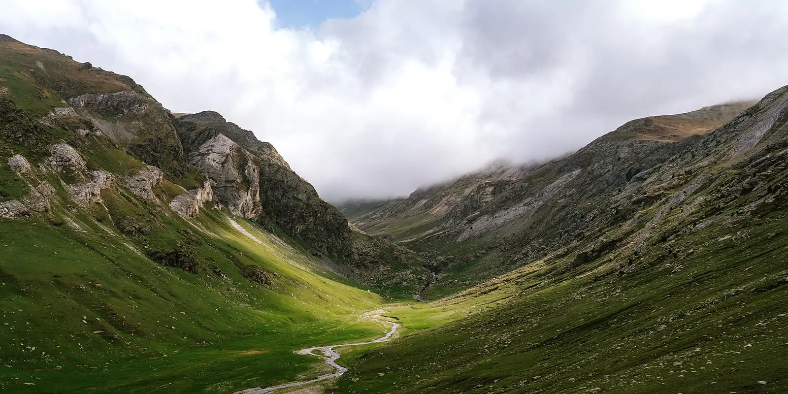 mountain valley in de Catalan pyrenees