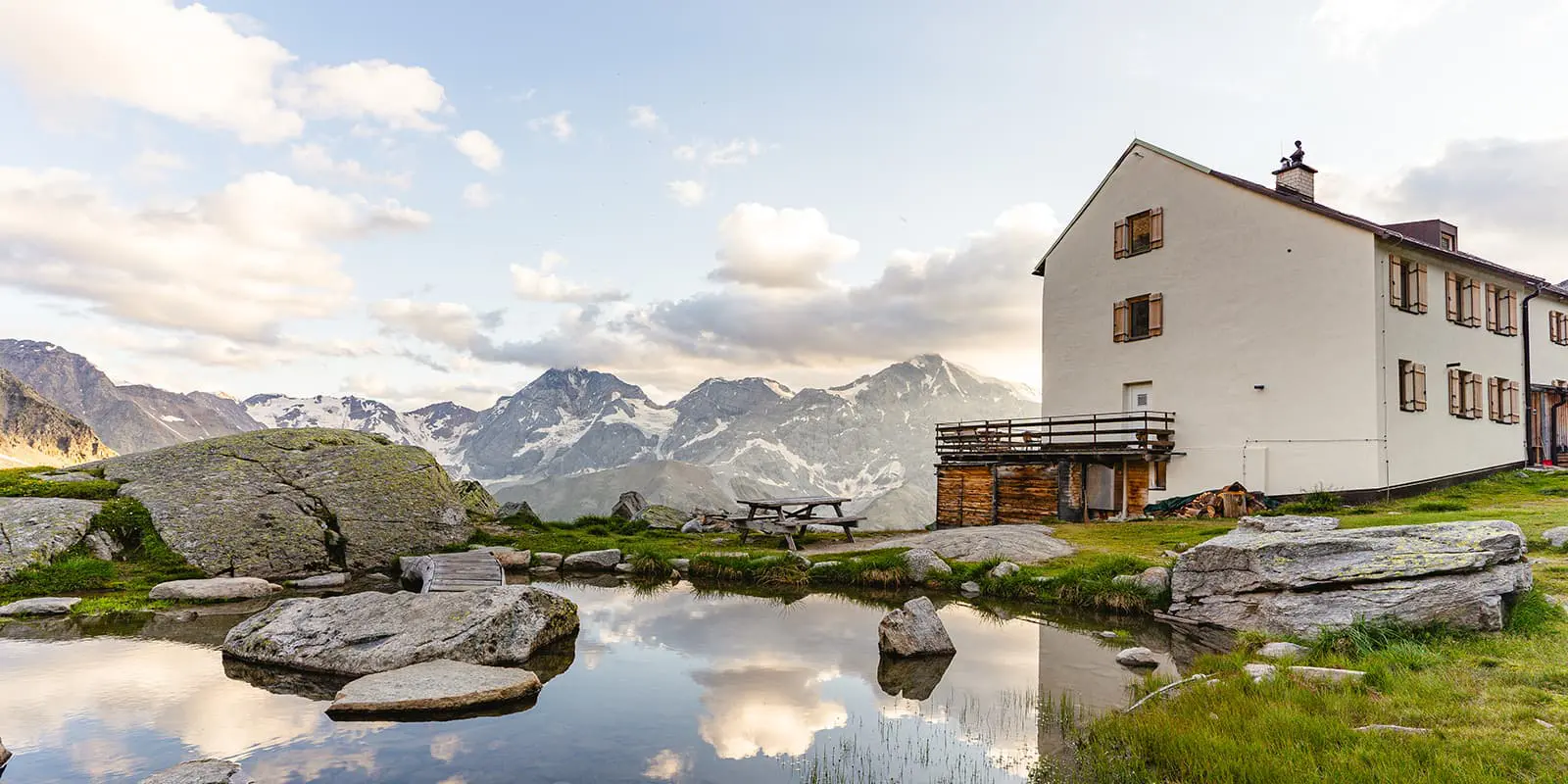 mountain hut in Italy