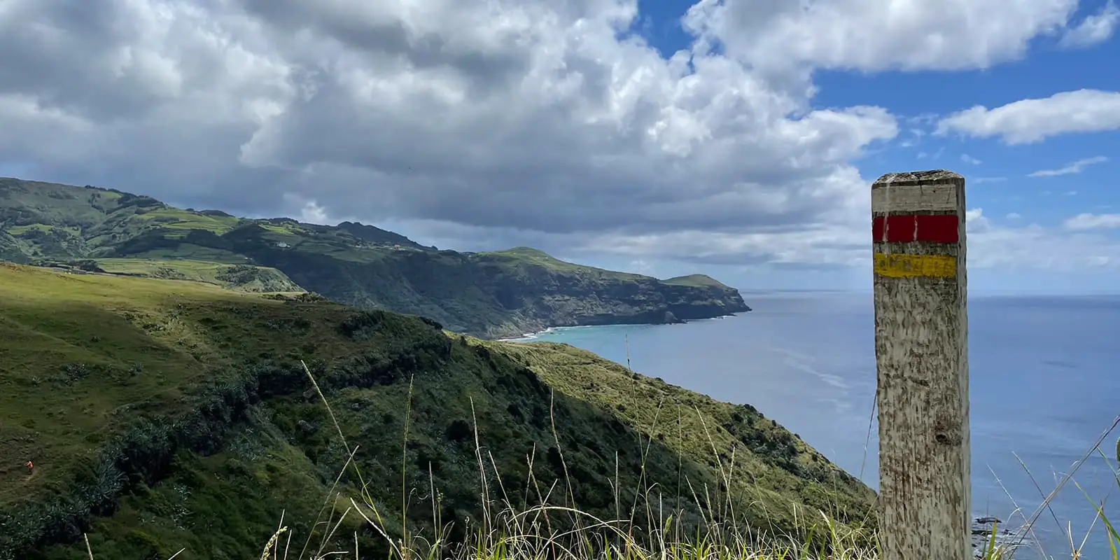 trail marker on the grand route santa maria on the Azores