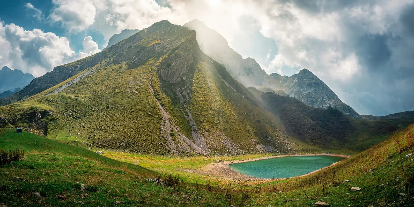 mountain lake on Sentiero delle Orobie Occidentali