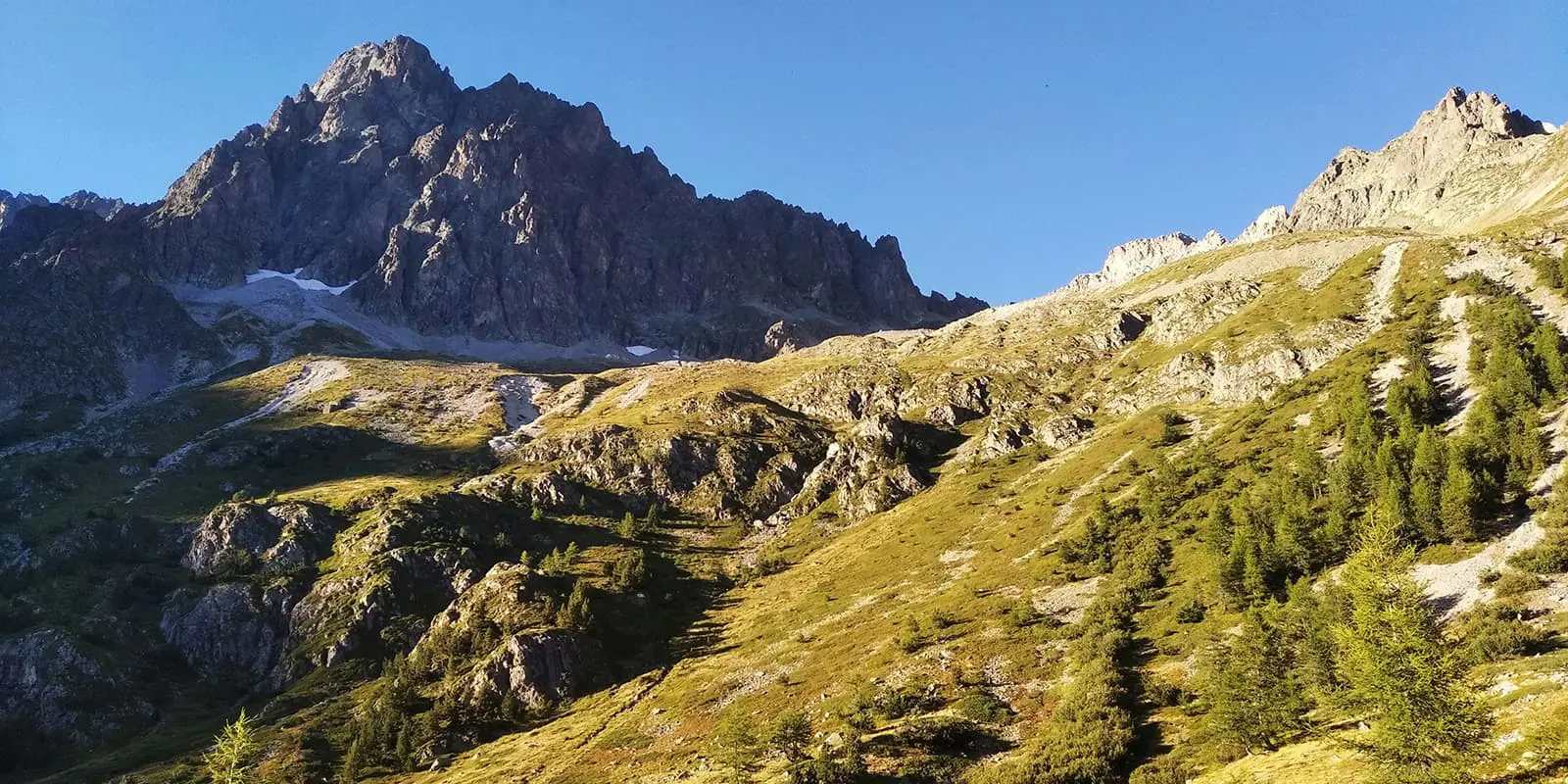 view from refuge des souffles on the GR54