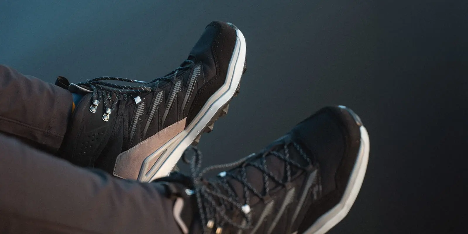 LOWA Maddox Pro GTX mid