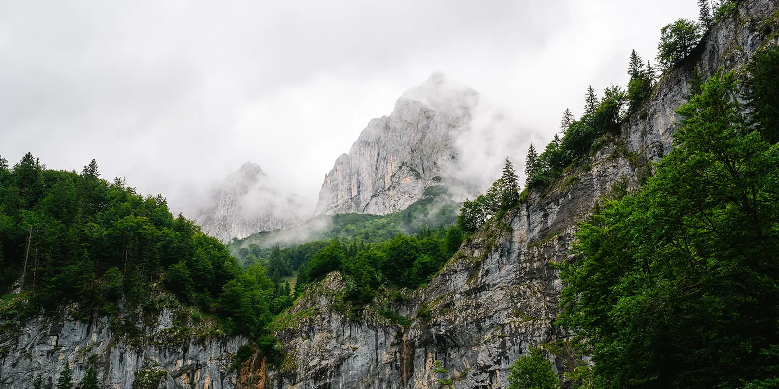 view of the Wilder Kaiser mountain range in Austria on the Adlerweg hiking trail