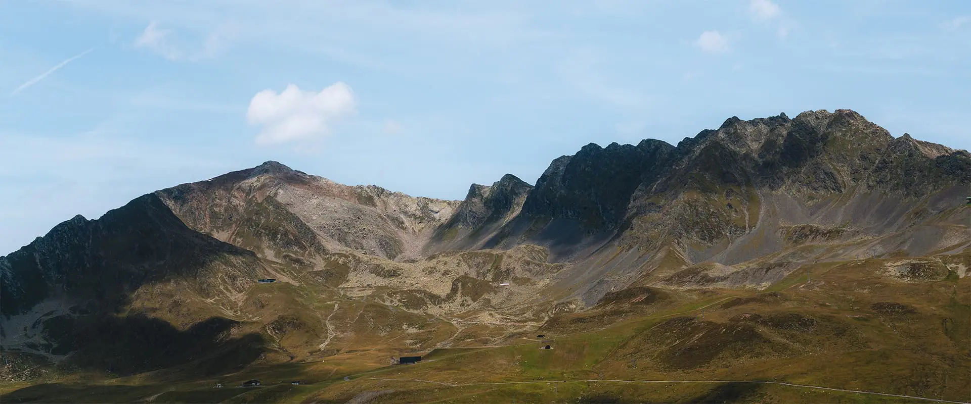 mountain range above Kuhtai near Innsbruck