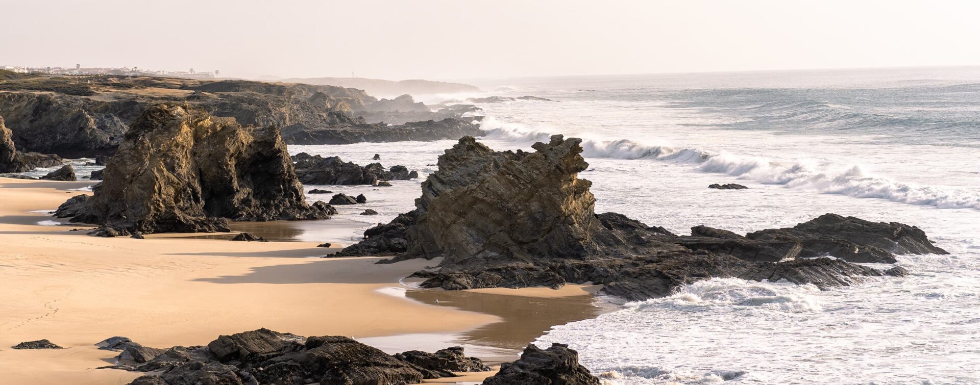 beach wit rock formations