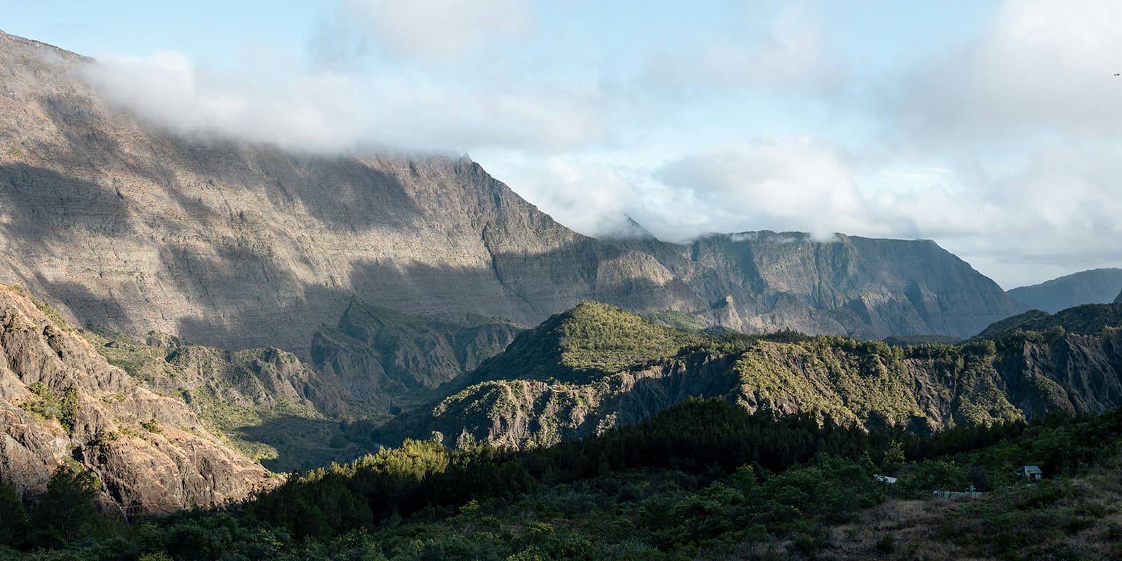 view of mountain range on Reunion Island