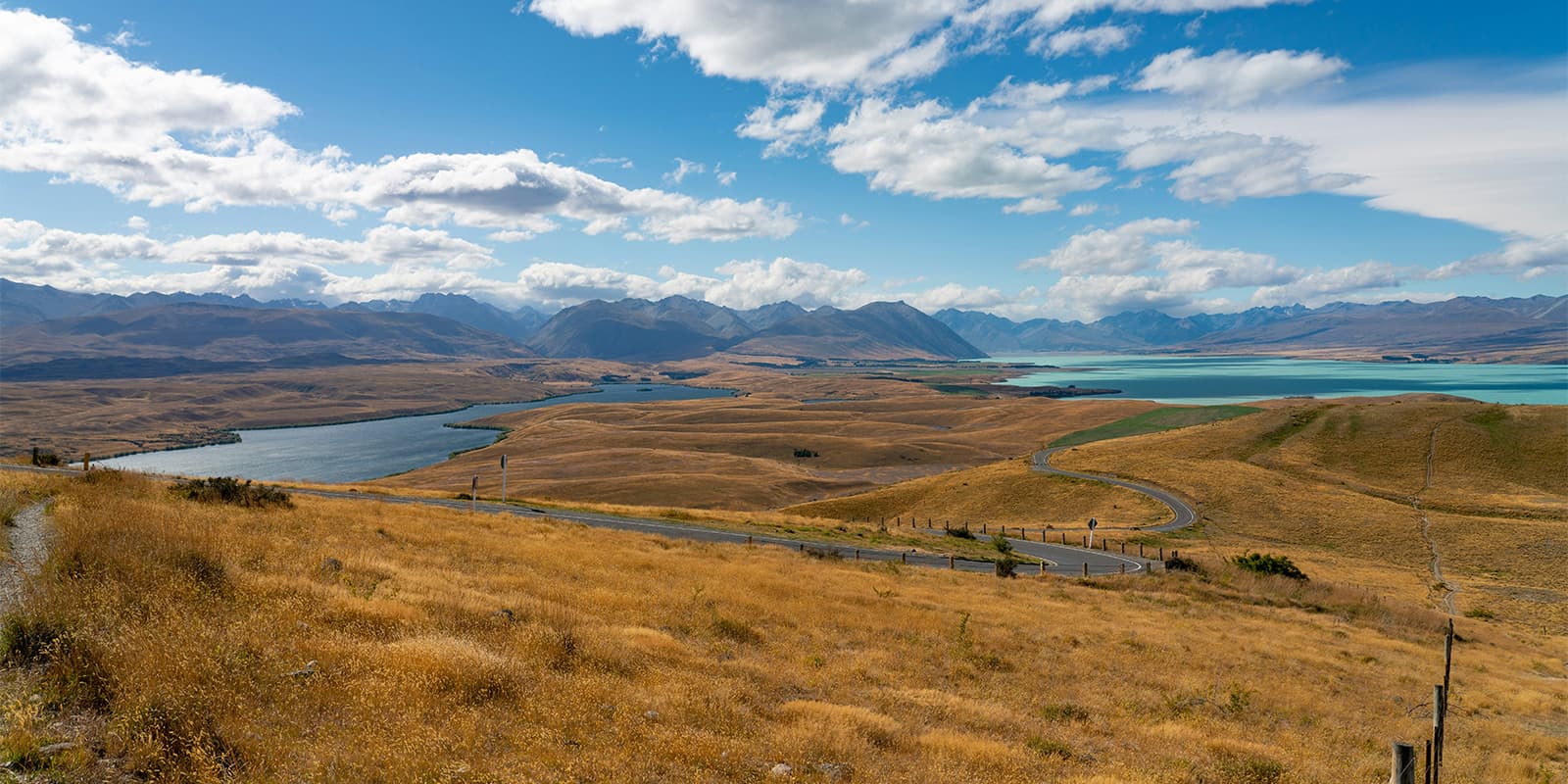 panoramic view of Lake Tekapo in New Zealand