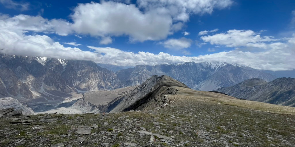 rugged landscape of the mountains of Pakistan on the Patundas trek