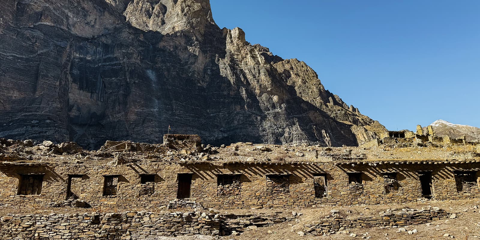 old stone houses in de mountains of Nepal