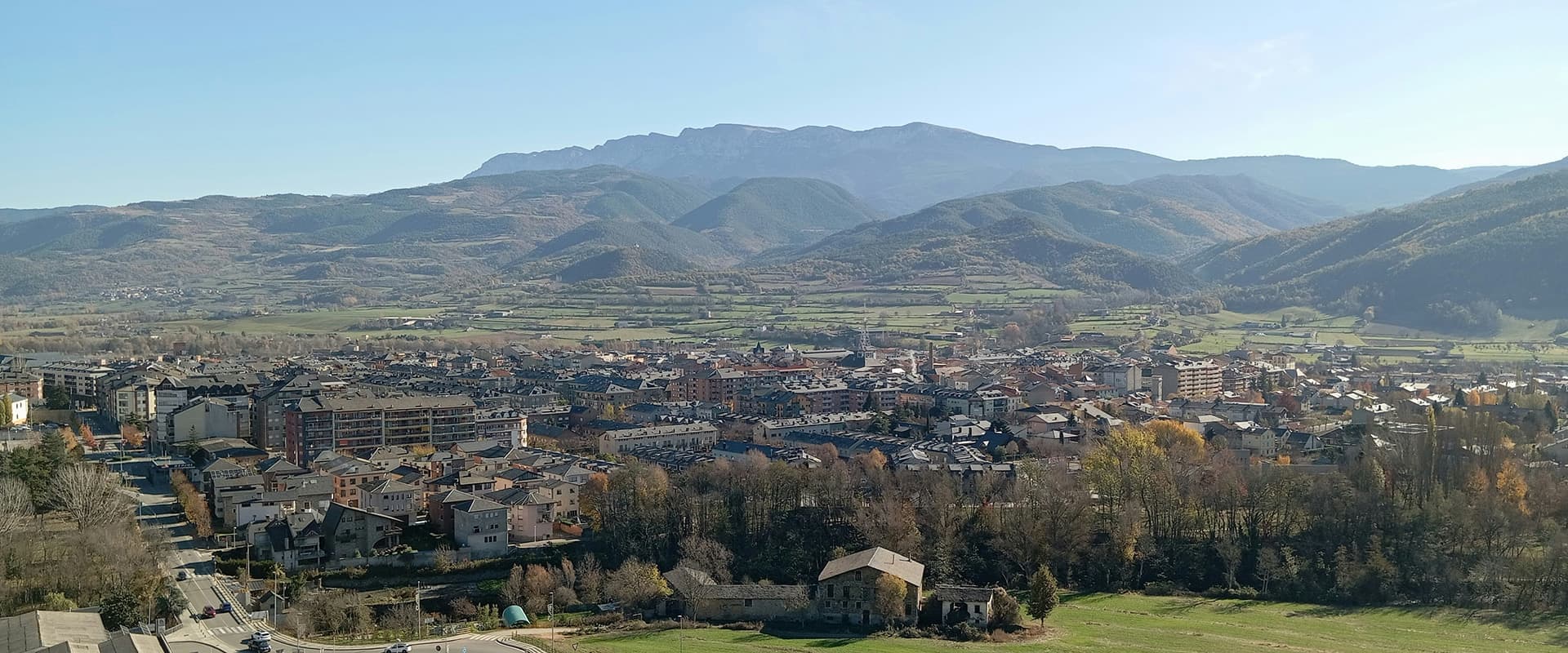 Town of La Seu d'Urgell with mountains in background